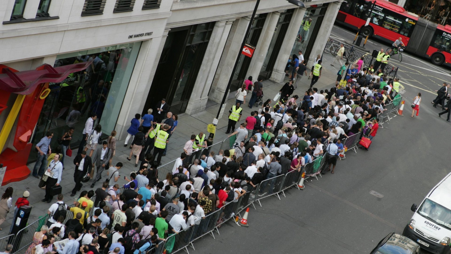 apple-store-wait-time-in-usa